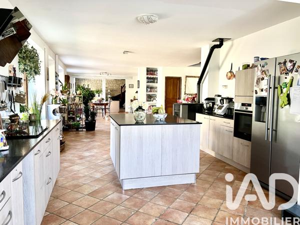 Maison à vendre 7 pièces 228,08 m² Cauvigny