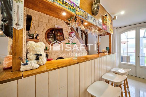 Maison 6 pièces 4 chambres de 123 m2 habitable avec une dépendance de 48 m2 Parcelles 485 m2 Jardin 350 m2