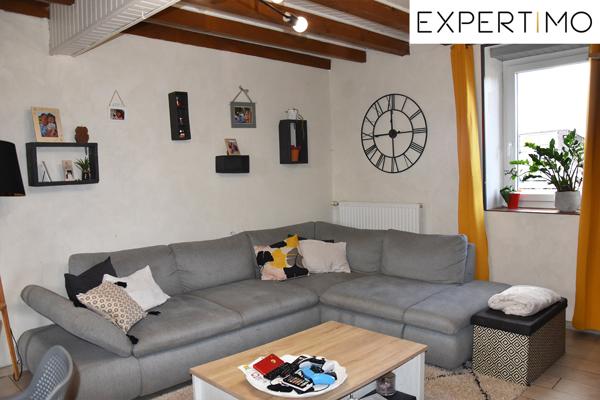 Pionsat (63330) Maison rénovée de 190m² sur 2667 m² de terrain clos et attenant.