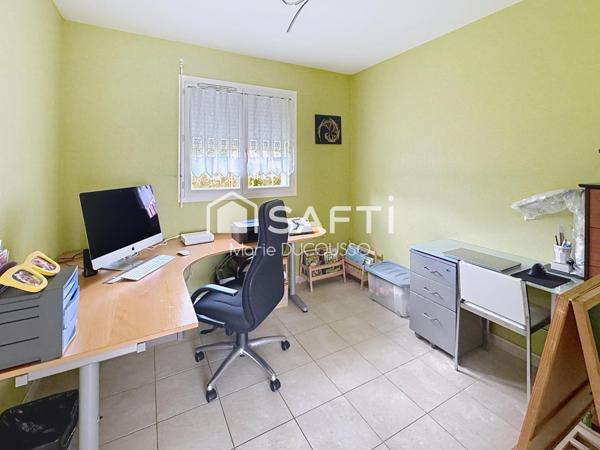 Plain-pied/confort / 3 chambres/proche commerces