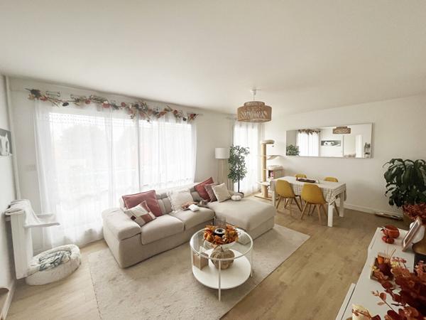 DOURDAN - F2 en excellent état !