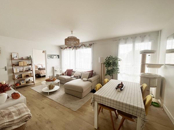 DOURDAN - F2 en excellent état !