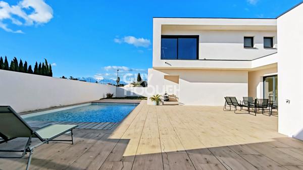 EN EXCLUSIVITE !! Perpignan Parc Ducup - Villa contemporaine de 227 m² - 4 suites - Piscine - Environnement calme et privilégié