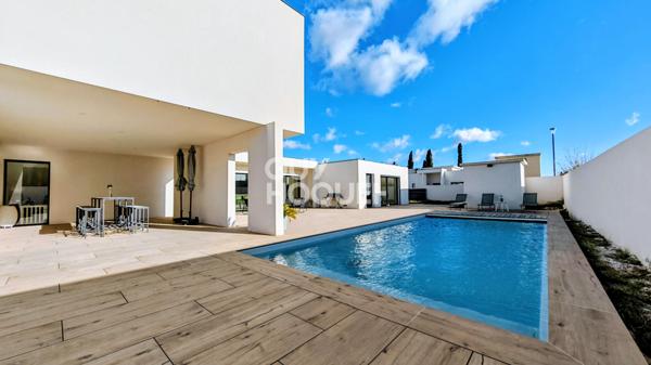 EN EXCLUSIVITE !! Perpignan Parc Ducup - Villa contemporaine de 227 m² - 4 suites - Piscine - Environnement calme et privilégié