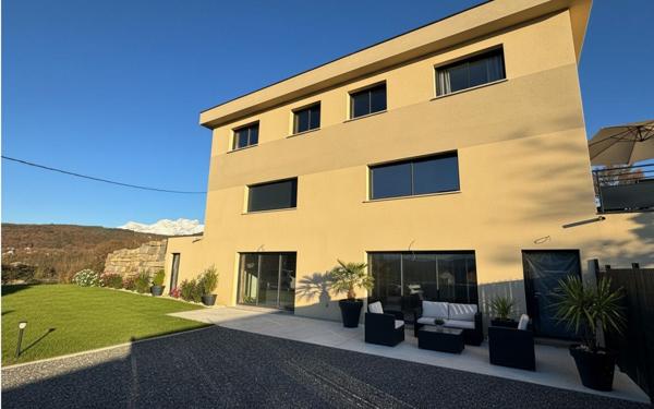 Appartement à vendre    4 pièces • 130 m2 Gap