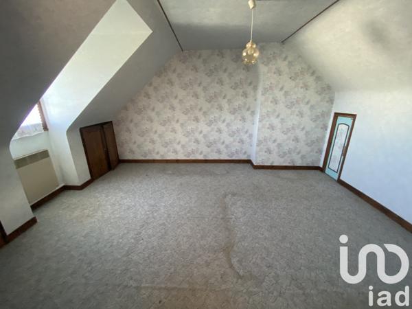 Pavillon 4 pièces de 95 m² à Jublains (53160)