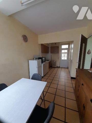 Maison de bourg avec dépendance