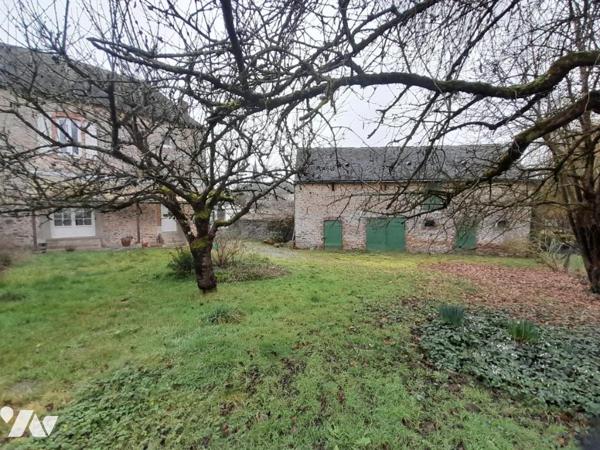 Maison de bourg avec dépendance