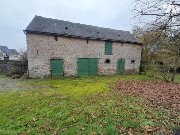 Maison de bourg avec dépendance