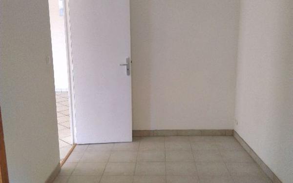 Appartement à louer    2 pièces •  Méry-sur-Marne