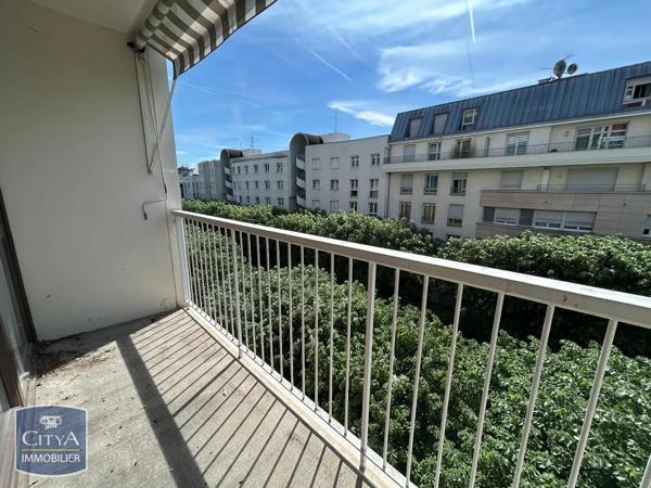 Appartement à louer 3 pièces 65.82m² Chambéry (73000)