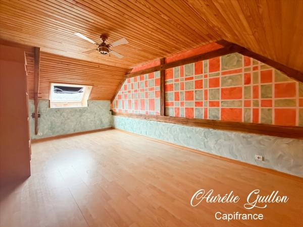 En exclusivité : Charmante longère en pierre avec dépendance et grand terrain de 4 500 m2 arboré, à 5 min de Mauron