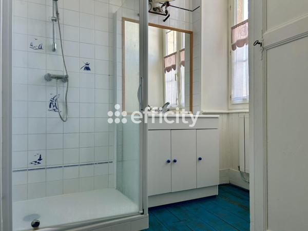 Maison 9 pièces - 215 m² Exclusivité efficity