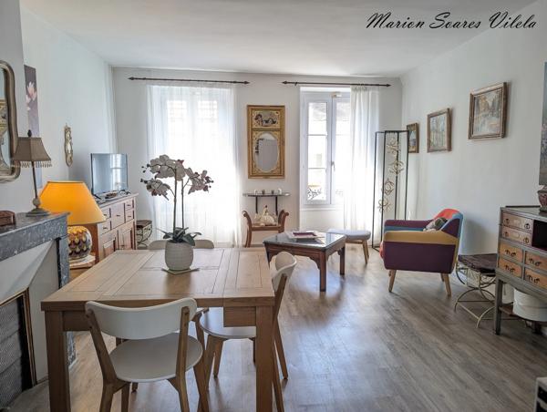 Immeuble- Local + beau duplex avec extérieur-CHAUMES-EN-BRIE centre.