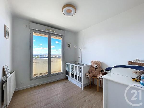 Appartement F4 à vendre  4 pièces - 74,61 m2 FRESNES - 94