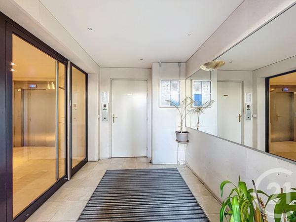 Appartement F4 à vendre  4 pièces - 74,61 m2 FRESNES - 94