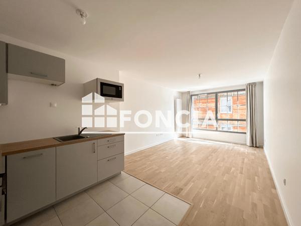 Location Appartement 3 pièces 65.1 m² - 2 SENTE MARCELLE LARIGAUDIERE Bordeaux 33100