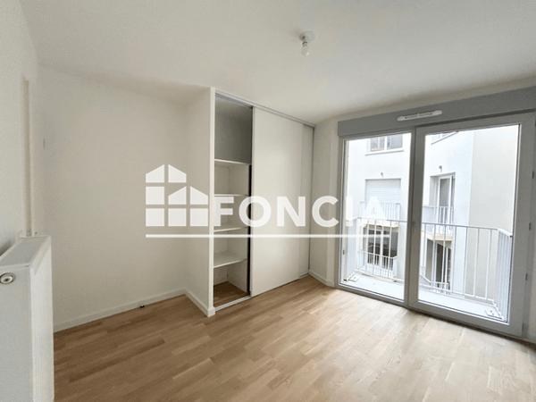 Location Appartement 3 pièces 65.1 m² - 2 SENTE MARCELLE LARIGAUDIERE Bordeaux 33100