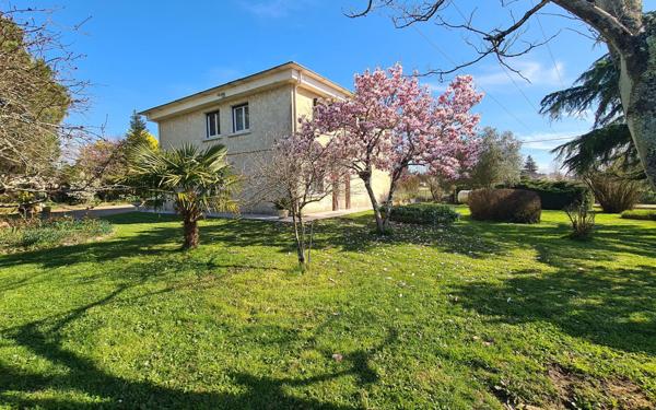 Maison à vendre    5 pièces •  Saint-André-de-Cubzac