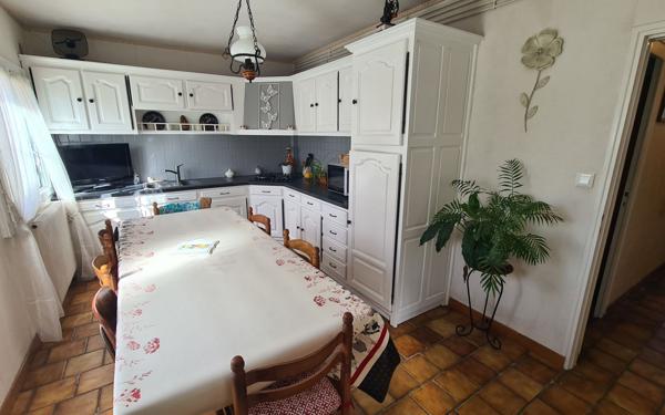 Maison à vendre    5 pièces •  Saint-André-de-Cubzac