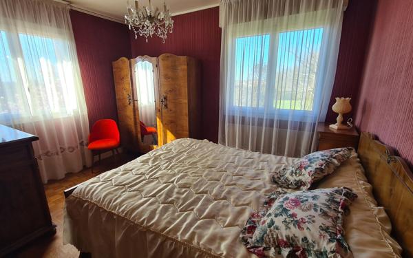 Maison à vendre    5 pièces •  Saint-André-de-Cubzac