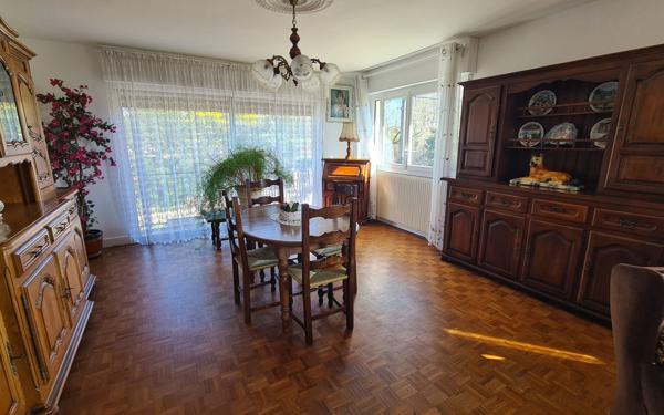 Maison à vendre    5 pièces •  Saint-André-de-Cubzac