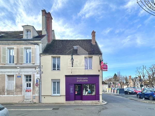Immeuble situé en hyper centre de Nemours