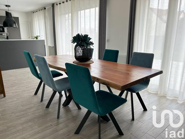 Maison à vendre 6 pièces 125 m² Évry-Grégy-sur-Yerre