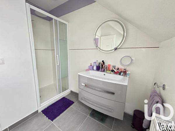 Maison à vendre 6 pièces 125 m² Évry-Grégy-sur-Yerre