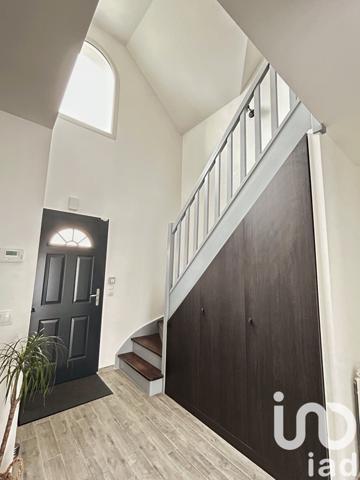 Maison à vendre 6 pièces 125 m² Évry-Grégy-sur-Yerre