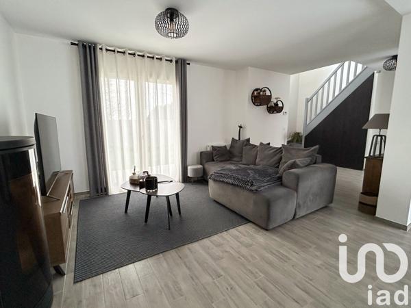 Maison à vendre 6 pièces 125 m² Évry-Grégy-sur-Yerre