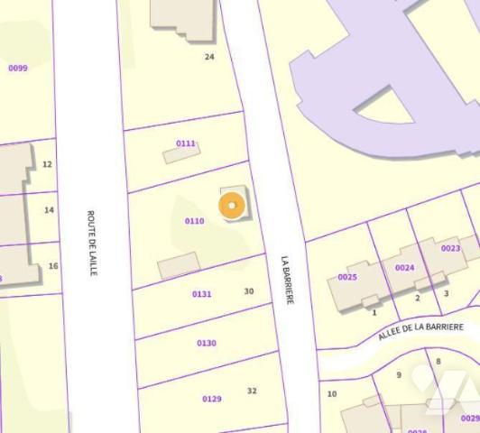 Etude de BRUZ - en sortie d'agglomération à 800 m du centre-ville - Terrain à bâtir de 718 m² l...