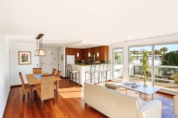 Bel appartement vue mer en avant dernier étage quartier Rostagne