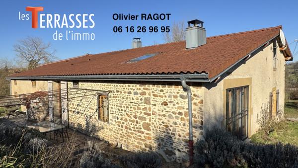 Saint-Marcel-de-Félines (42122) Demeure de caractère du XVIIIème siècle rénovée dans un cadre de vie d'exception