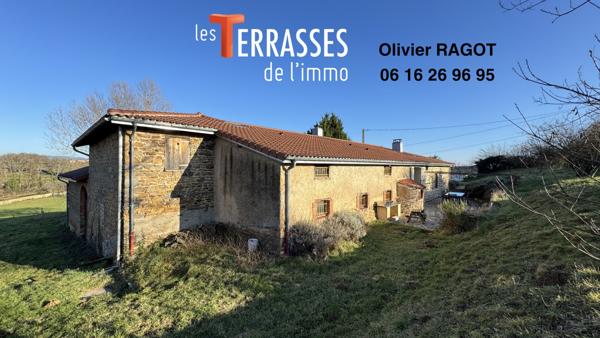 Saint-Marcel-de-Félines (42122) Demeure de caractère du XVIIIème siècle rénovée dans un cadre de vie d'exception