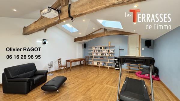 Saint-Marcel-de-Félines (42122) Demeure de caractère du XVIIIème siècle rénovée dans un cadre de vie d'exception