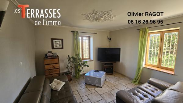 Saint-Marcel-de-Félines (42122) Demeure de caractère du XVIIIème siècle rénovée dans un cadre de vie d'exception