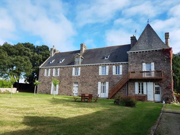 MANOIR SUR LA COTE DE PENTHIEVRE