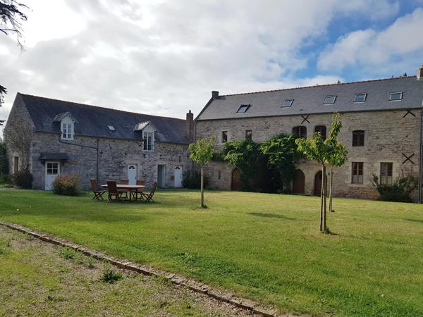 MANOIR SUR LA COTE DE PENTHIEVRE