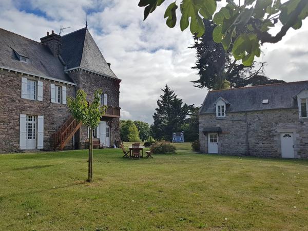 MANOIR SUR LA COTE DE PENTHIEVRE