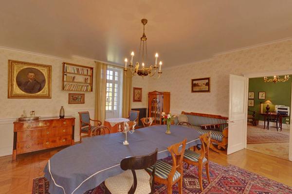 MANOIR SUR LA COTE DE PENTHIEVRE