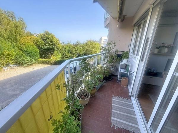 Vente                                                      Appartement
                        
                     1 pièces                      33 m2                     à Cannes