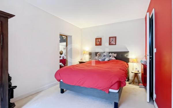 Maison à vendre    8 pièces • 231 m2 Arnières-sur-Iton