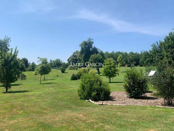A vendre -Propriété sur 6 hectares  dans l'Orne