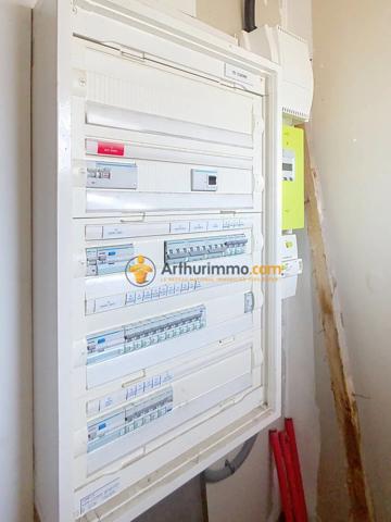 Vente                                                      Immeuble
                        
                     10 pièces                      275 m2                     à Ria-Sirach