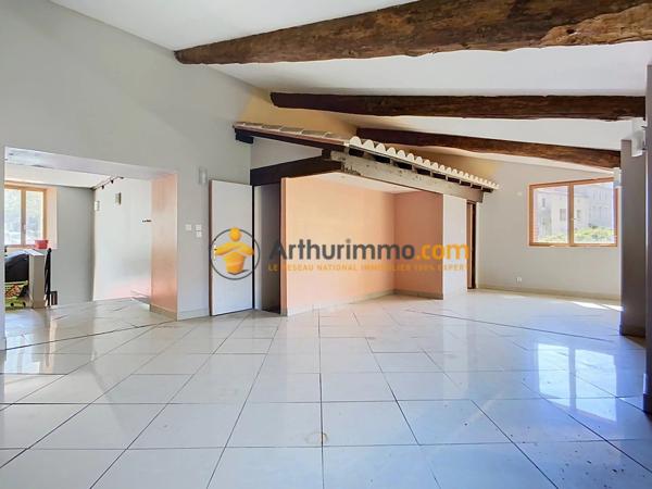 Vente                                                      Immeuble
                        
                     10 pièces                      275 m2                     à Ria-Sirach