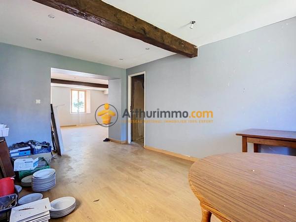 Vente                                                      Immeuble
                        
                     10 pièces                      275 m2                     à Ria-Sirach