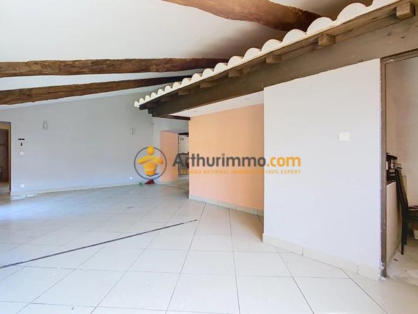 Vente                                                      Immeuble
                        
                     10 pièces                      275 m2                     à Ria-Sirach