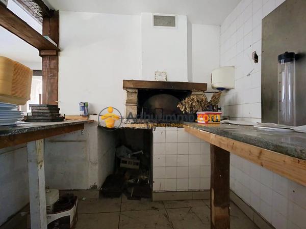 Vente                                                      Immeuble
                        
                     10 pièces                      275 m2                     à Ria-Sirach