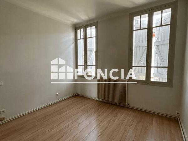 À vendre Maison 10 pièces 212.98 m² - Montauban 82000